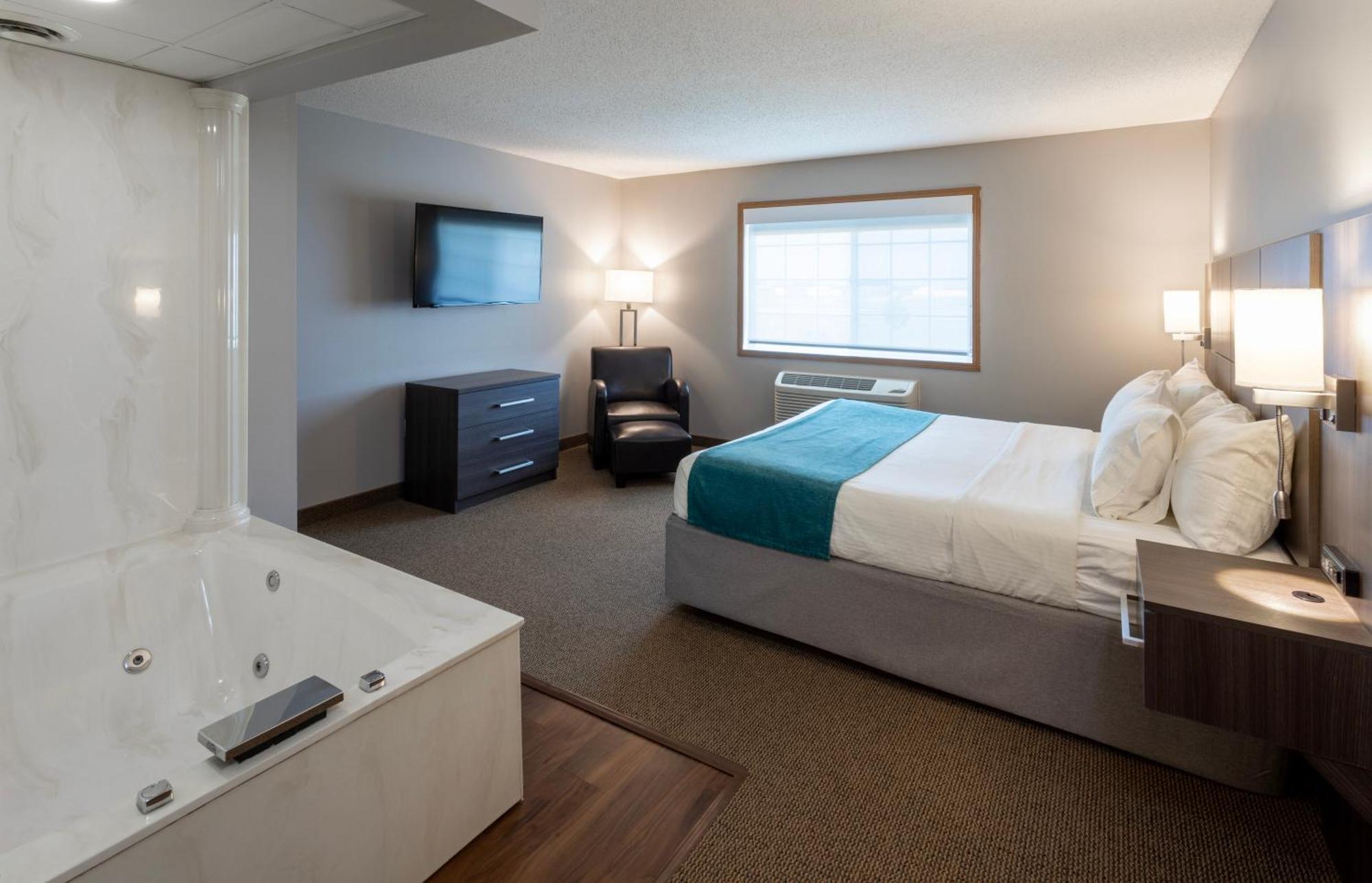 Paynesville Inn & Suites Buitenkant foto